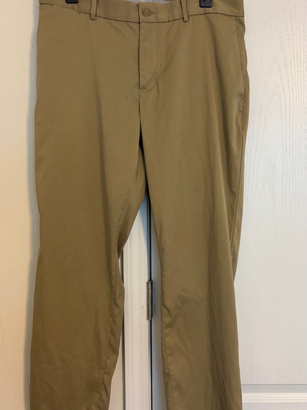 Nike Men's Chino Pants in Tan
